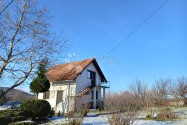 Plitvička jezera - kuća i velika okućnica, Plitvička Jezera, بيت