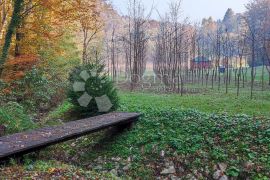 LJUBEŠČICA - građevinske parcele raznih kvadratura, Ljubešćica, Terrain