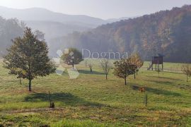 LJUBEŠČICA - građevinske parcele raznih kvadratura, Ljubešćica, Terrain