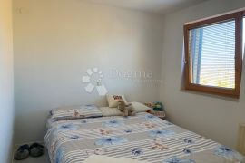 ROVINJ – atraktivna mirna lokacija samo par minuta od mora i centra grada, Rovinj, House