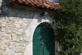 Renovirana starina u blizni Tribaljskog jezera, Crikvenica, Casa