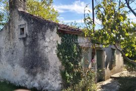 Građevinsko zemljište s pogledom na more i zelenilo, Labin, Land