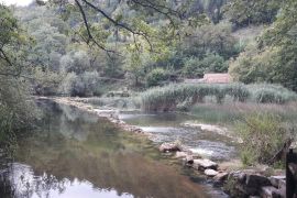 Imanje na predivnoj lokaciji uz Koranu, Slunj, Famiglia