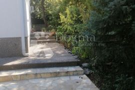 PRIZEMNI APARTMAN, Omišalj, Διαμέρισμα