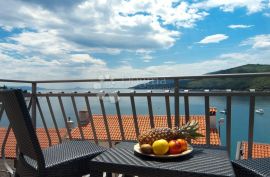 Obiteljski hotel sa restoranom na TOP lokaciji!, Labin, Propriedade comercial