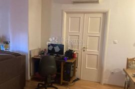 Lijep i komforan stan u staroj vili, Rijeka, Apartamento