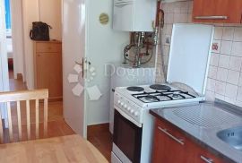 CENTAR - TROSOBAN STAN U CENTRU VARAŽDINA, Varaždin, Apartamento