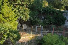 Oaza zelenila u strogom centru grada, Pula, Διαμέρισμα