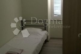 Stan sa vrtom, Rijeka, Apartamento