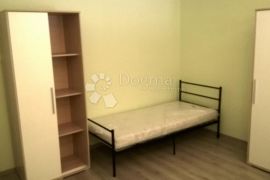 Stan sa vrtom, Rijeka, Apartamento