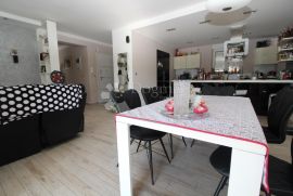 ŠKURINJE STAN 102.65 m² 3S+DB, Rijeka, Appartment