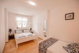 Prekrasna vila sa 10 apartmana, Poreč, Casa