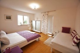 Prekrasna vila sa 10 apartmana, Poreč, Casa