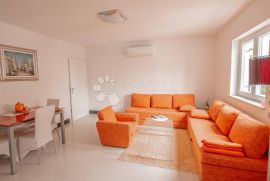 Prekrasna vila sa 10 apartmana, Poreč, Casa