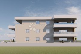 NOVALJA - LUKSUZNI 2S+DB STAN BLIZU PLAŽE, Novalja, Apartamento