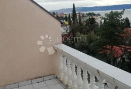 Selce - apartman u centru, 60 metara od plaže, Crikvenica, Stan