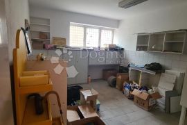 Poslovni prostor 114 m², Rijeka, Immobili commerciali