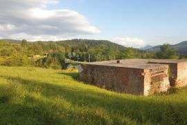 Gorski Kotar, sunčan građevinski teren blizu Vrbovskog, Vrbovsko, Terra