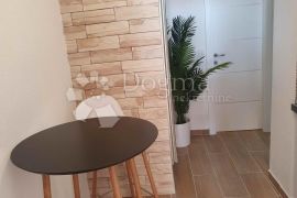 TURNIĆ, 3 apartmana, investicijsko blago, Rijeka, Flat