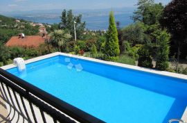 VILLA SA BAZENOM U IČIĆIMA, 350 m², 1050 m² okućnice, Opatija - Okolica, Casa