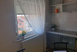 Predivan dvoetažni stan na atraktivnoj lokaciji, Pula, Appartement