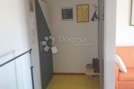 Predivan dvoetažni stan na atraktivnoj lokaciji, Pula, Appartement