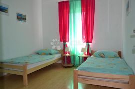 Kuća sa 4 apartmana Pula, Fažana, Famiglia