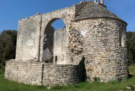 ROVINJ – lijepa padina s pogledom, dijelom maslinik, dijelom pašnjak, Rovinj, Land