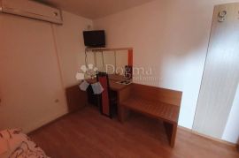 Apartmanska kuća u okolici Poreča, Poreč, Casa