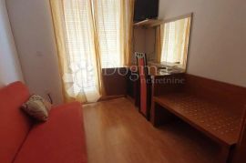 Apartmanska kuća u okolici Poreča, Poreč, Casa