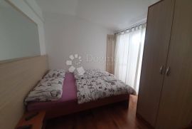 Apartmanska kuća u okolici Poreča, Poreč, Casa