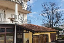 Apartmanska kuća u okolici Poreča, Poreč, Kuća