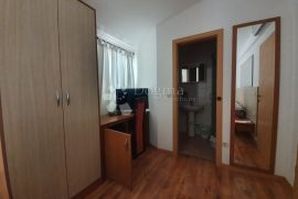 Apartmanska kuća u okolici Poreča, Poreč, Casa