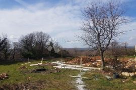 Započeta gradnja kuće s otvorenim pogledom u blizini Labina, Labin, Haus