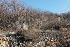 Građevinski teren sa pogledom na more otoke, Crikvenica, Terrain