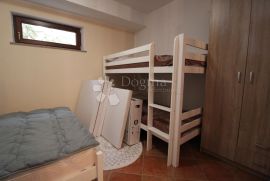 KOSTRENA GLAVANI APARTMAN 60 m² SA PARKIRNIM MJESTOM, Kostrena, Appartement