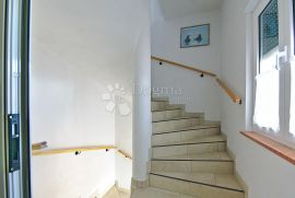 Apartmanska kuća s Kvarnerom na dlanu, Opatija - Okolica, Kuća