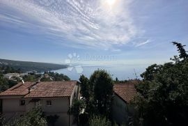 Opatija - lijepa obiteljska kuća s okućnicom, u mirnom dijelu !, Opatija, Haus