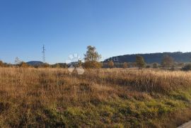 SAGRADITE KUĆU NA NAJLJEPŠOJ LIVADI, Delnice, Land