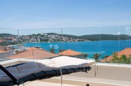 APARTHOTEL BLIZU TROGIRA, Trogir, Коммерческая недвижимость