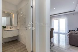 Studio apartman sa bazenom u Kostreni, Kostrena, Appartement