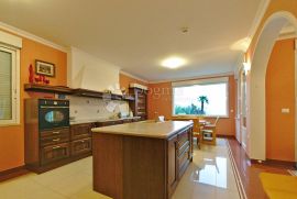 House (First row to the sea) for Rent (long term), Opatija, Ev