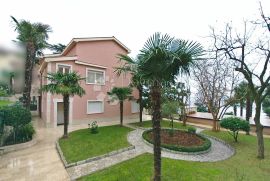 House on the sea for Rent, Opatija, Appartment