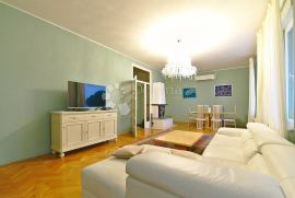 House on the sea for Rent, Opatija, Appartment