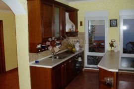 Volosko/Opatija - atraktivan stan s bazenom u vili, Opatija, Appartement