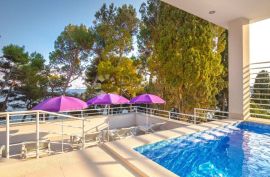 OTOK KRK-HOTEL 1. RED DO MORA, Krk, Commercial property