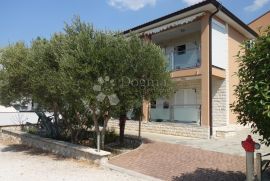 SELCE, Apartman 59.70 m², sa parkingom, Crikvenica, Stan