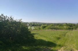 Građevinsko zemljište mještovite namjene, Labin, Terrain