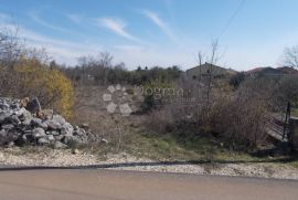 Linardići, južni teren sa lijepim pogledom na more, Krk, Terrain