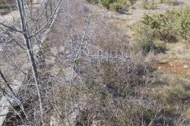 Linardići, južni teren sa lijepim pogledom na more, Krk, Terrain